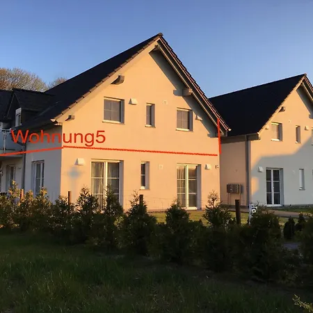 Haus Sonne 5 * טיסואו